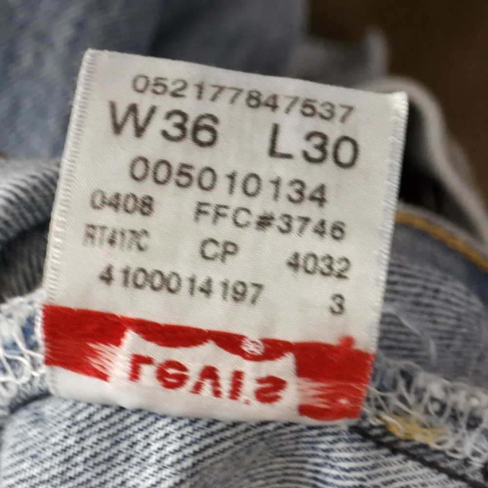 Vintage‎ Levi's 501 XX Jeans Men's W36 L30 Light Wash Button Fly Straight Leg